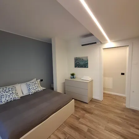 Homes Daire Viadanica
