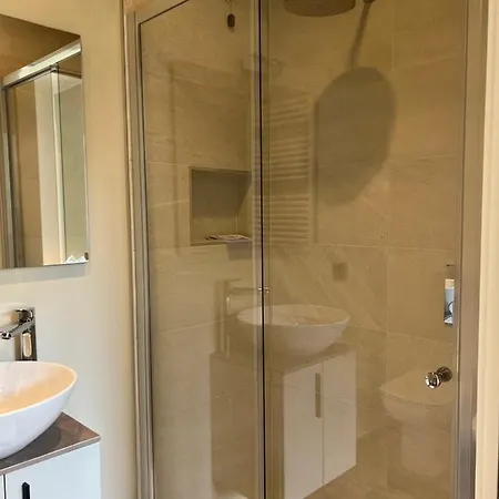 Homes شقة Viadanica